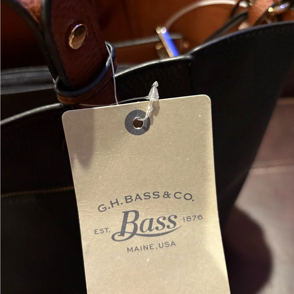 NWT G.H. Bass & Co. Black and Brown Structured Tote Bag - Picture 10 of 11